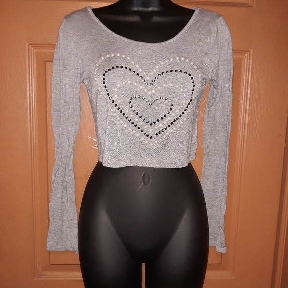 Joyce Leslie small crop top - Picture 1 of 2